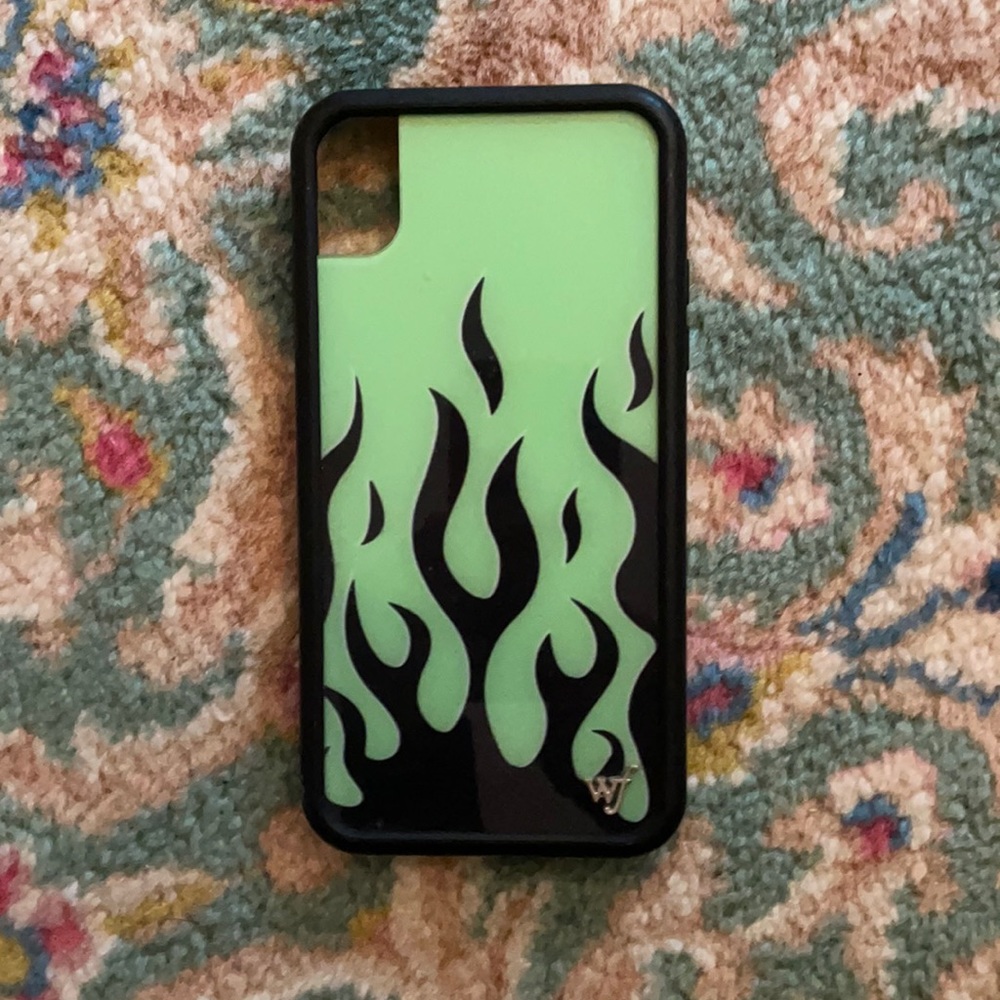 iPhone Xr green wildflower case